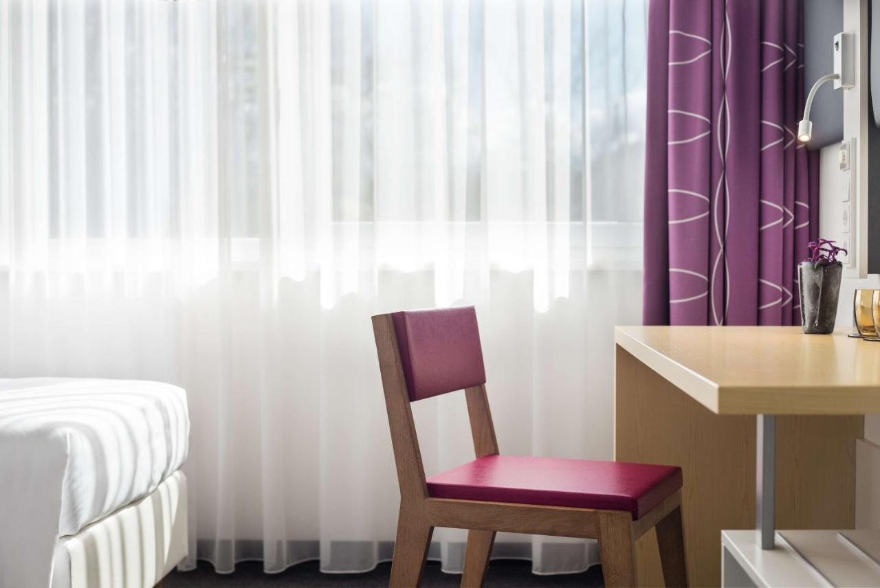 Lindner Hotel Frankfurt Sportpark, Part Of Jdv By Hyatt Frankfurt am Main Bagian luar foto