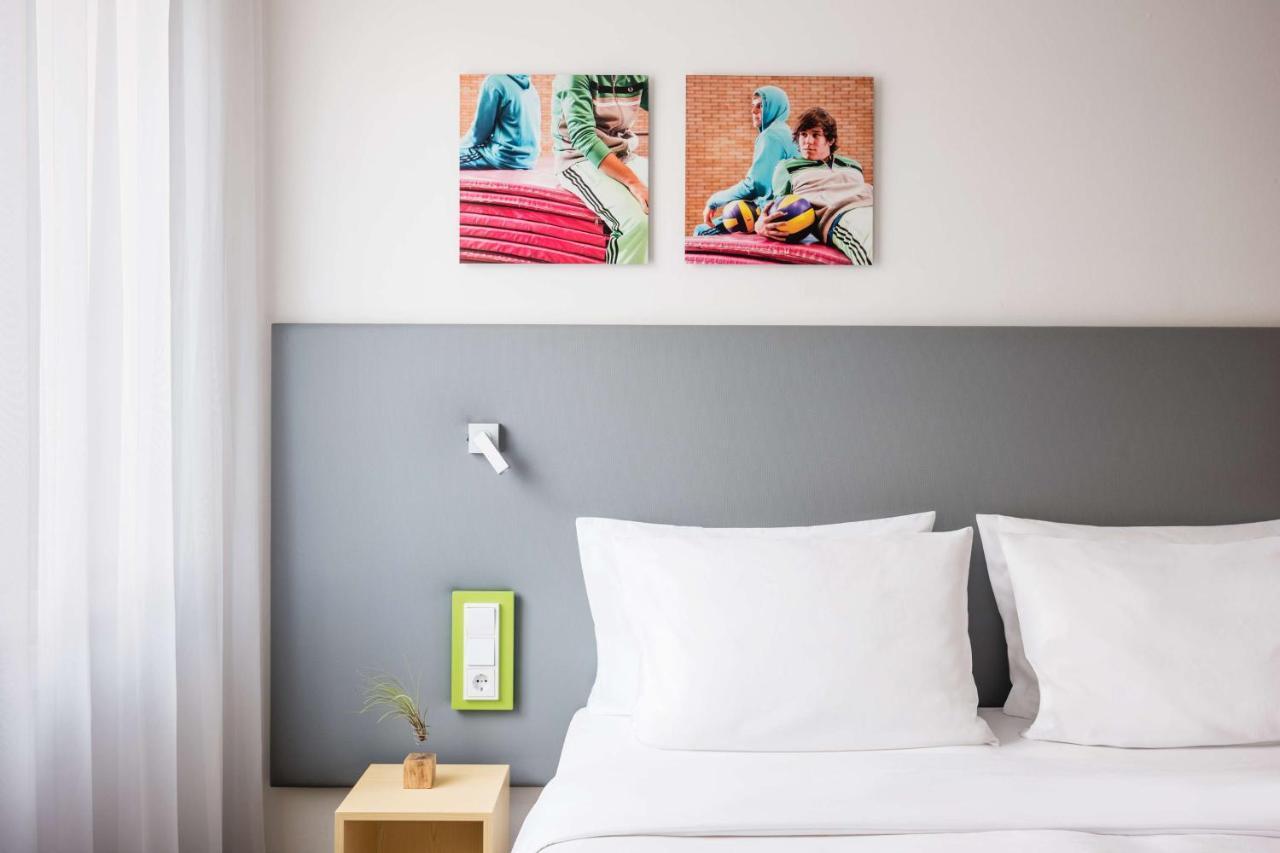 Lindner Hotel Frankfurt Sportpark, Part Of Jdv By Hyatt Frankfurt am Main Bagian luar foto