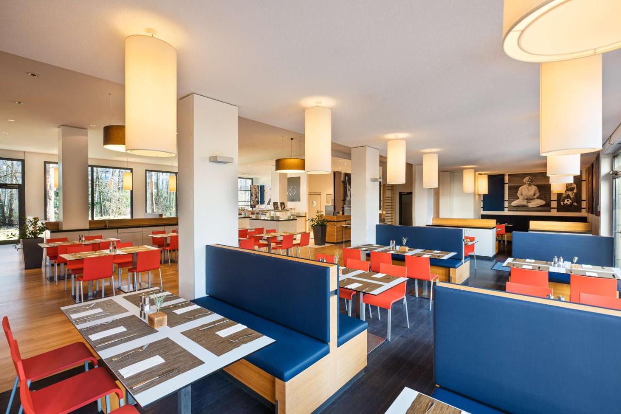 Lindner Hotel Frankfurt Sportpark, Part Of Jdv By Hyatt Frankfurt am Main Bagian luar foto