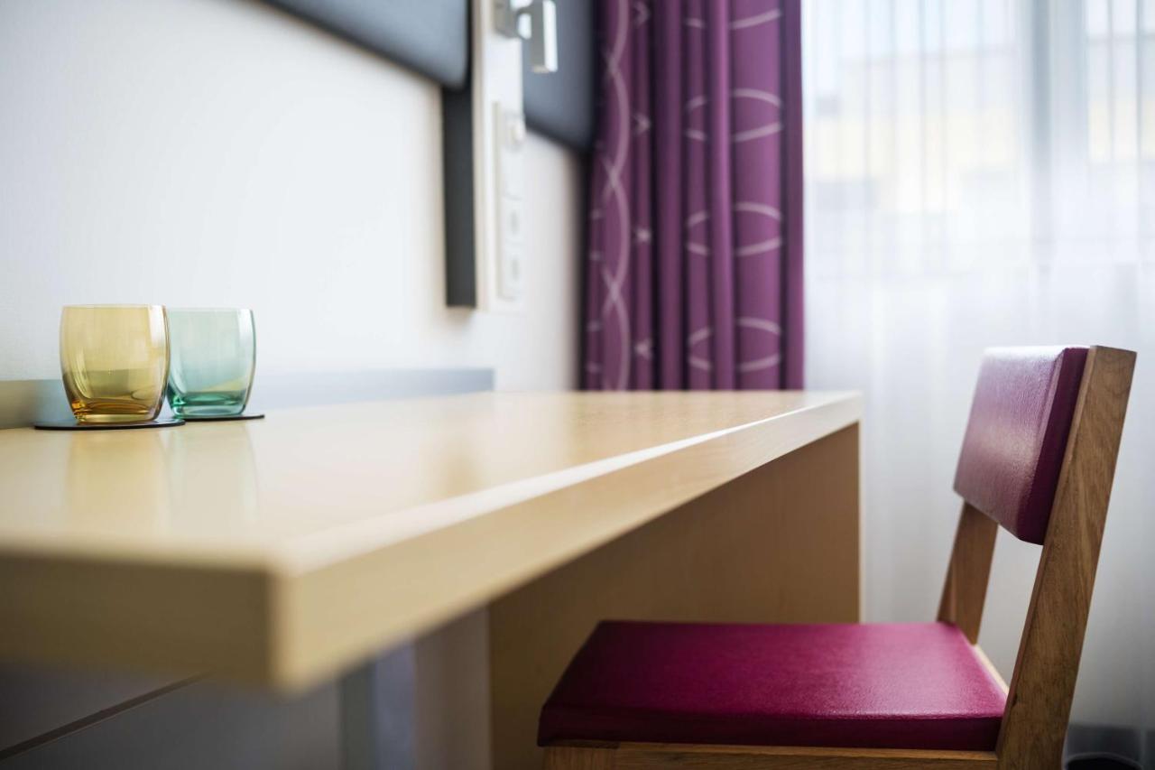 Lindner Hotel Frankfurt Sportpark, Part Of Jdv By Hyatt Frankfurt am Main Bagian luar foto